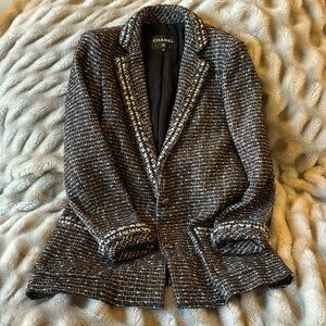 2017 CHANEL Tweed Blazer